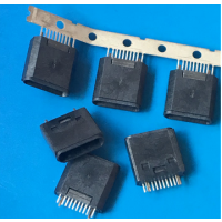 ƻаĸ10P ڽа0.6mmתͷLightningʽĸ