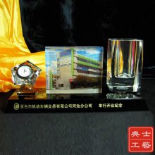 杭州酒店开业留念礼品，开业庆典赠送的小礼物，商会协会成立纪念品，十周年庆纪念水晶摆件定制