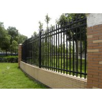 雄安喷塑围墙护栏，Q235雄安锌钢草坪栅栏，庭院组装围栏，无焊接京式道路围栏HC