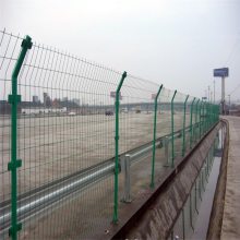 农田护栏网 花草隔离铁丝网 养殖用什么围网