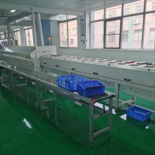 十四温区散热器行业专用回流焊，稳定运输通过性高，多温区适应复杂工艺！