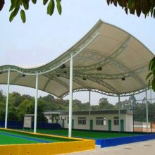 广东学校小区户外经营篮球场顶棚膜结构遮阳雨棚安装,26年膜结构工程专家
