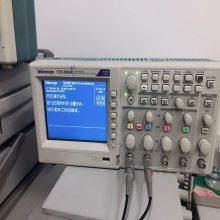 Tektronix AWG5202 AWG5204 AWG5208η