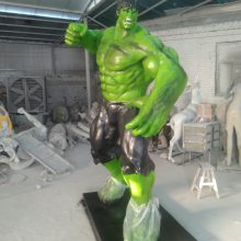 玻璃钢绿巨人雕塑 玻璃钢动漫人物雕塑