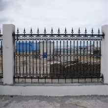 河南省郑州市 学校小区工厂 铁艺围墙 安全防攀爬围栏 质量过关 防潮防水