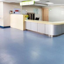 严寒地区塑胶地板应用：揭秘抗冻耐寒的黑科技