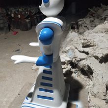供应玻璃钢机器人雕塑 智能服务机器人外壳雕塑批发