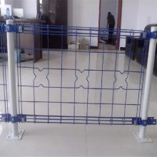 双圈护栏网 双圈隔离栅 钢板网隔离栅 机场隔离栅