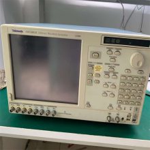 Tektronix AWG5012CAWG5014Cη