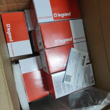 Legrand^L530CLegrandL530P