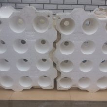 泡沫人工生态浮岛 一次成型 80*80厘米 每平米25个种植孔