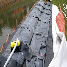 抗洪抢险应急挡水设备折叠式组装快速挡水板橡胶气囊挡水子堤