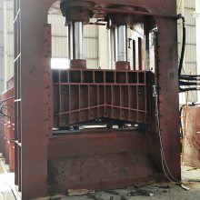 315吨大型龙门废钢打包剪技术参数 废钢重型打包剪切机液压控制系统