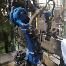 安川AR2010焊接机器人更换减速机