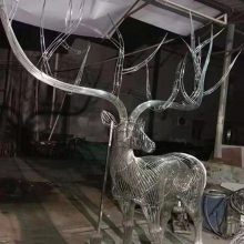 丹东铁艺小鹿雕塑/不锈钢镂空小鹿雕塑生产厂家
