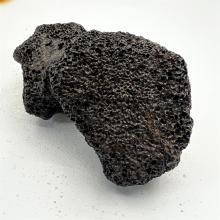 红色黑色香薰火山石 多孔 锁香 污水净化 过滤滤料火山岩