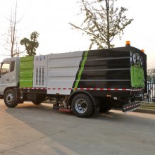 山西吸尘扫路车 5方无尘路面清扫车 小型干式扫路车吸尘车价格