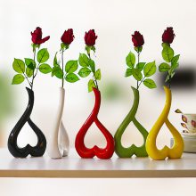 现代家装新房摆件 陶瓷工艺礼品小花瓶 创意心形花插