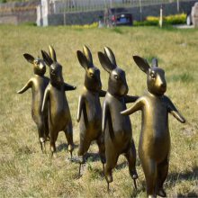 玻璃钢小兔雕塑 公园绿地可爱动物造型雕塑摆设