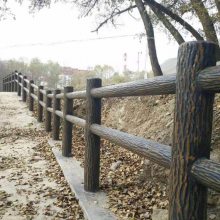伟宏建材1.6米小区公园水泥栏杆 1.8米混凝土仿木护栏