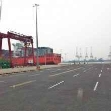 青岛大型集装箱车队 进口清关 山东江苏河南优势路线