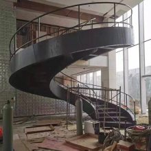 淄博钢结构旋转式楼梯 学校书房loft跃层弧形钢板室内玻璃护栏旋梯