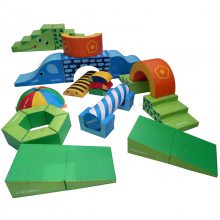 小小运动馆器材软体儿童玩具可定做红黄蓝教具早教中心软包