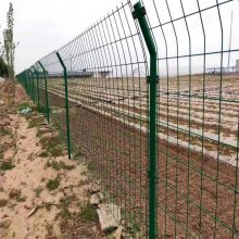 光伏围栏网 1.8米高3米宽钢丝护栏网片 优盾高速圈地围山铁丝网