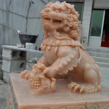 加工汉白玉石狮子 传统卷发石狮 天安门狮子摆件