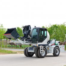 新疆克拉玛依自上料搅拌车 270度旋转搅拌车 2.8方自上料搅拌车