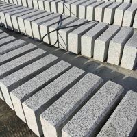 批发2019新款麻石路沿石 路牙石 花岗岩材质路缘石 厂家直销