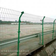 高速路包塑围网 河堤封闭防护网 斜方孔围栏网