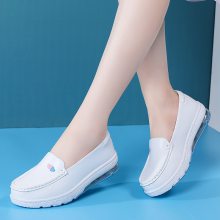 女鞋秋季2022新款气垫护士鞋女士单鞋女坡跟舒适平底工作小白鞋女轻薄透气