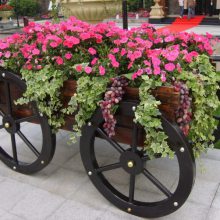 上海防腐木花车、成品房地产花车、户外庭院木制花车，防腐木种花花车 景观园林家具花车定做！