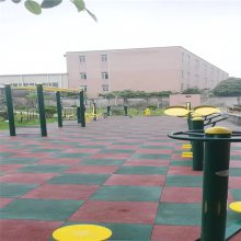 湖南湘西室外加厚橡胶地垫运动塑胶地垫幼儿园地胶操场室外跑道地垫