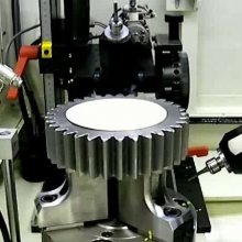 合金结构钢齿轮倒角0.5mm，使用大扭矩高速电主轴