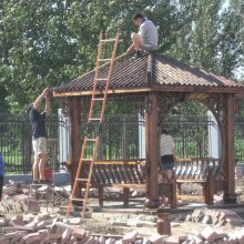 城阳防腐木花架 葡萄架制作厂家 厂家现货大量批发材料厂家位置