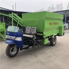 喂牛羊自动撒料车 三轮改装喂牛车 饲草料撒料机