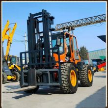 四驱叉车 载重5吨大轮胎 加厚龙门架 左右移动侧移器