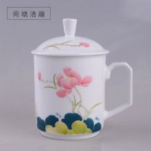 创意礼品陶瓷茶杯 供应景德镇礼品陶瓷茶杯 手绘釉下五彩茶杯