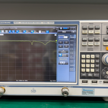 �޵���ʩ�ߴ� ZNB40 10MHz��40GHz ʸ����������� �Ķ˿�����