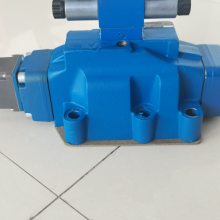 力士乐比例阀R901526078 4WRPEH10CB100L-3X/M/24A1优质原装