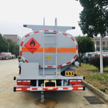 九江小三轴油槽车0首付