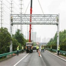 交通标志牌立杆生产厂 热镀锌立柱 高速及国省道路指路牌杆