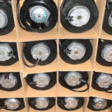 EBM R2E133-BH66-14 M2E052-BF 230V 0.11A 25W ķ