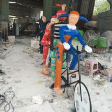 广州玻璃钢卡通骑车雕塑 景区玻璃钢双人骑车雕塑定制 恒创玻璃钢雕塑制品