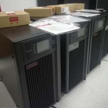 ɽ  C2K ʽ UPSԴ õ   ѹ 󱸵Դ 2KVA 2400W