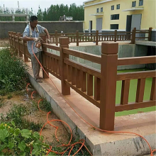 工厂生产制作仿木栏杆 优质河道仿石护围栏