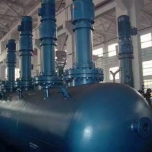 化工反应釜内壁全方位清洗解决方案