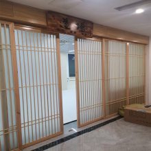 定制3.0mm隔断铝格栅 外立面铝窗花 中式木纹铝窗花装饰材料